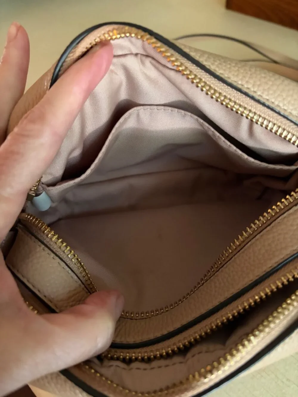 Tory Burch Perry Bombe Beige Crossbody Camera Handbag